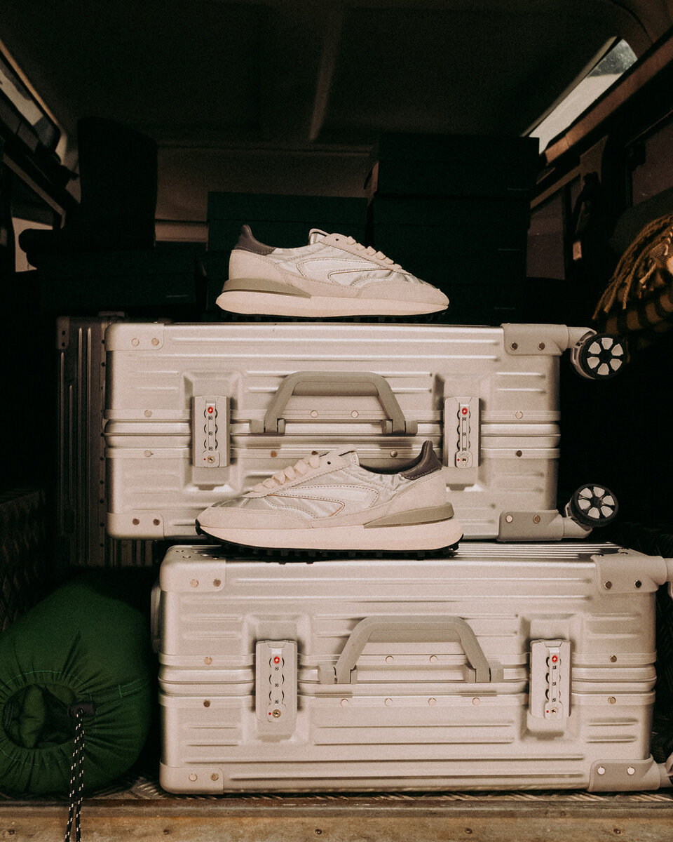 ATHLETA ARGENT LAMINÉ